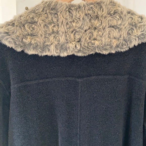 Wool blend Fleece Coat - Picture 6 of 11